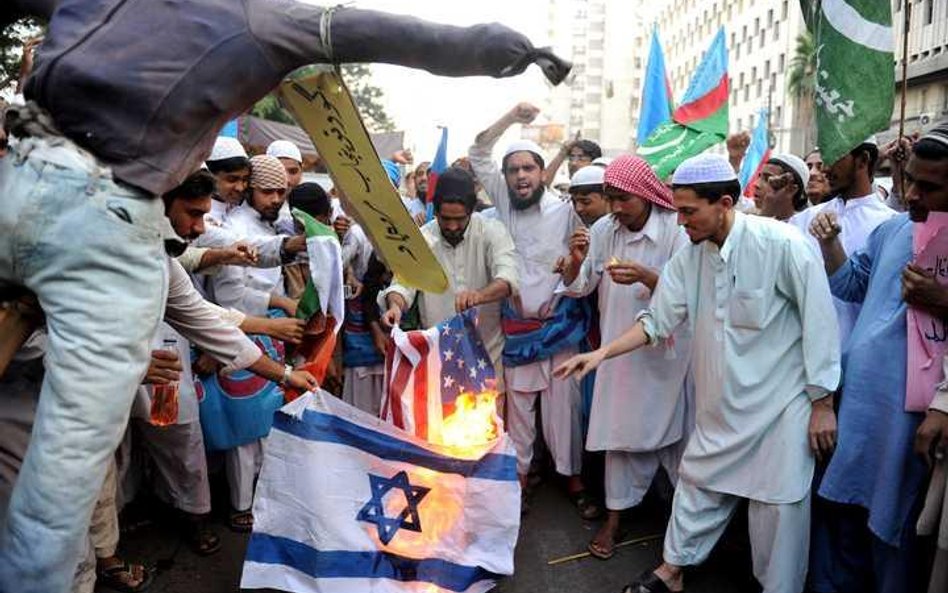Demonstracja przeciwko ułaskawieniu Asi Bibi