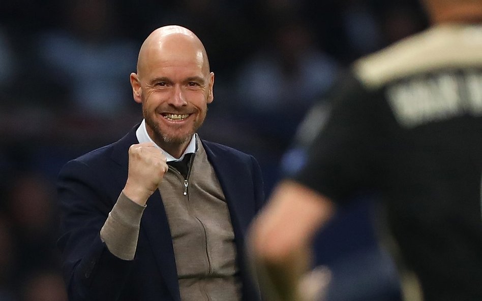 Erik ten Hag podpisał trzyletni kontrakt, rocznie w Manchester United zarobi 9 mln funtów.