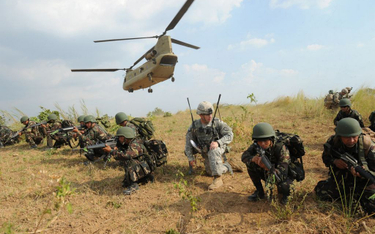Filipiny: Armia popiera zerwanie umowy wojskowej z USA