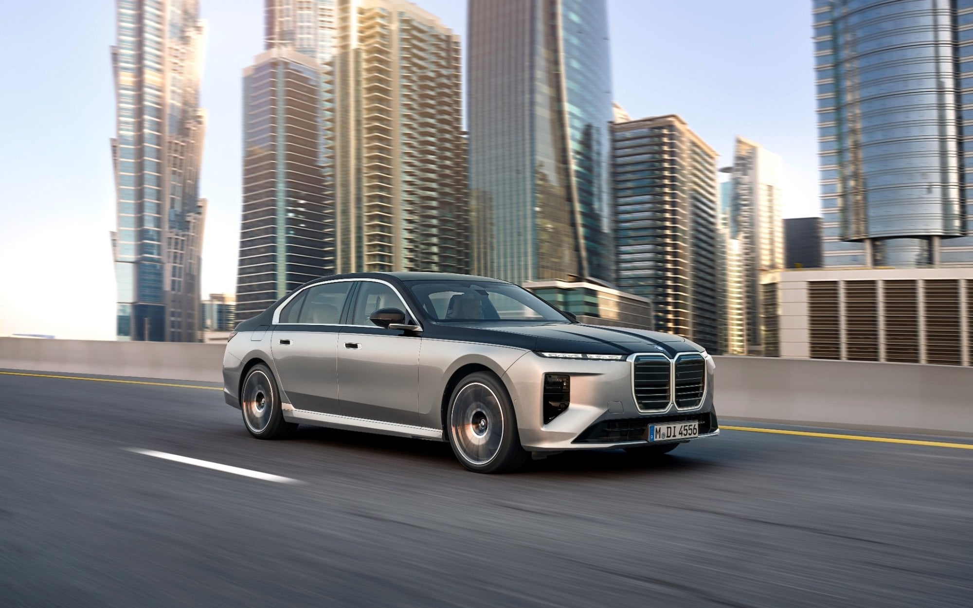 BMW serii 7 po liftingu. Technologie Neue Klasse wchodzą do gry