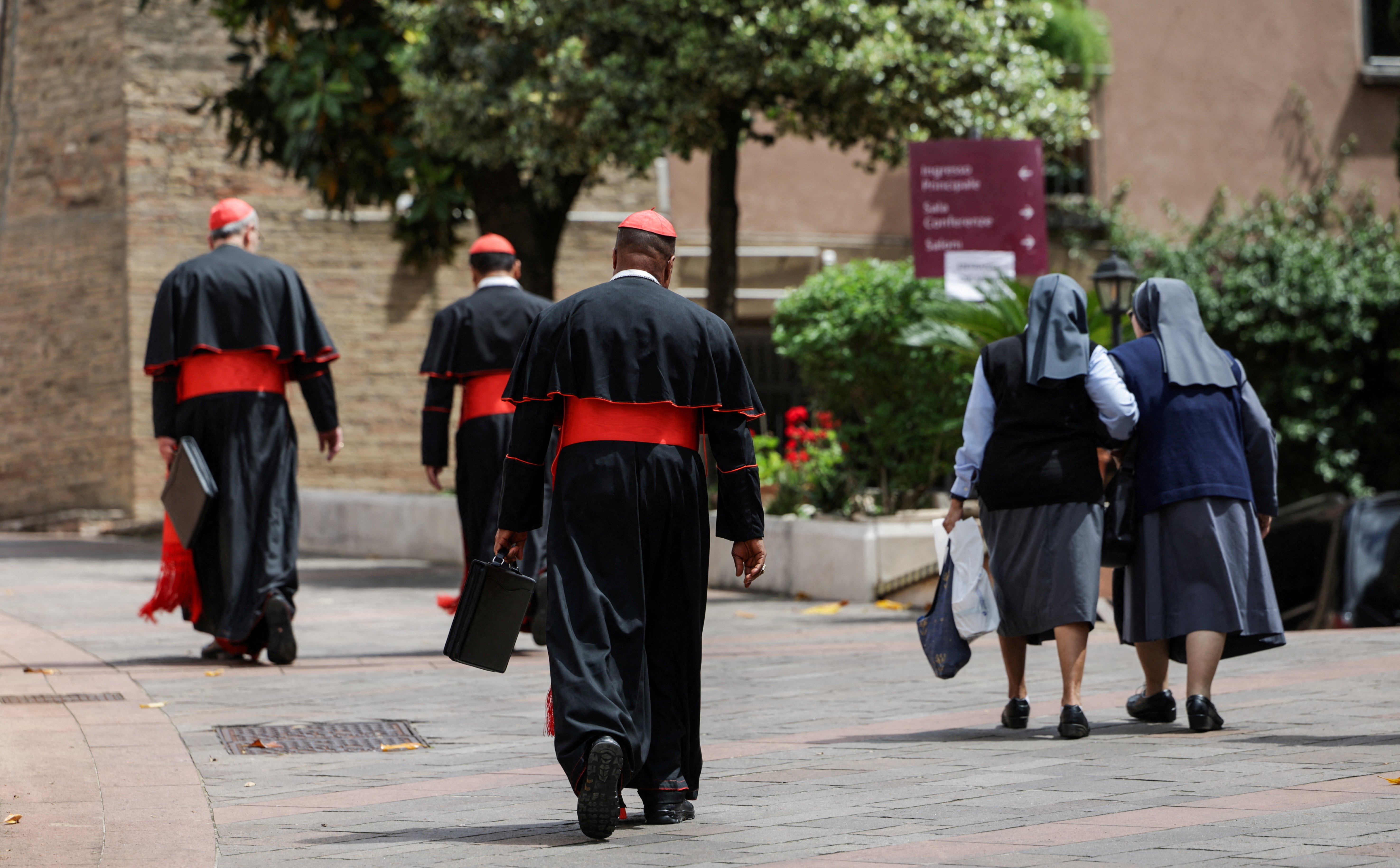Wybór nowego papieża w rękach młodych. Relacja z konklawe