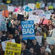 Protesty w USA po wyborze Donalda Trampa do złudzenia przypominają te wobec rządów PiS. To element p