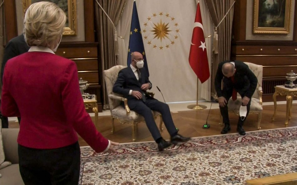Draghi o Erdoganie: Dyktator. W tle spór o krzesło dla von der Leyen