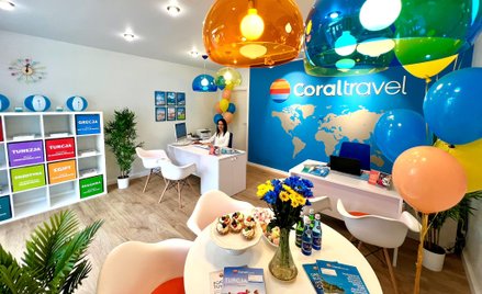 Coral Travel Poland otwiera sukcesywnie nowe biura sprzedaży. Najnowsze otworzył w sierpniu w Grójcu