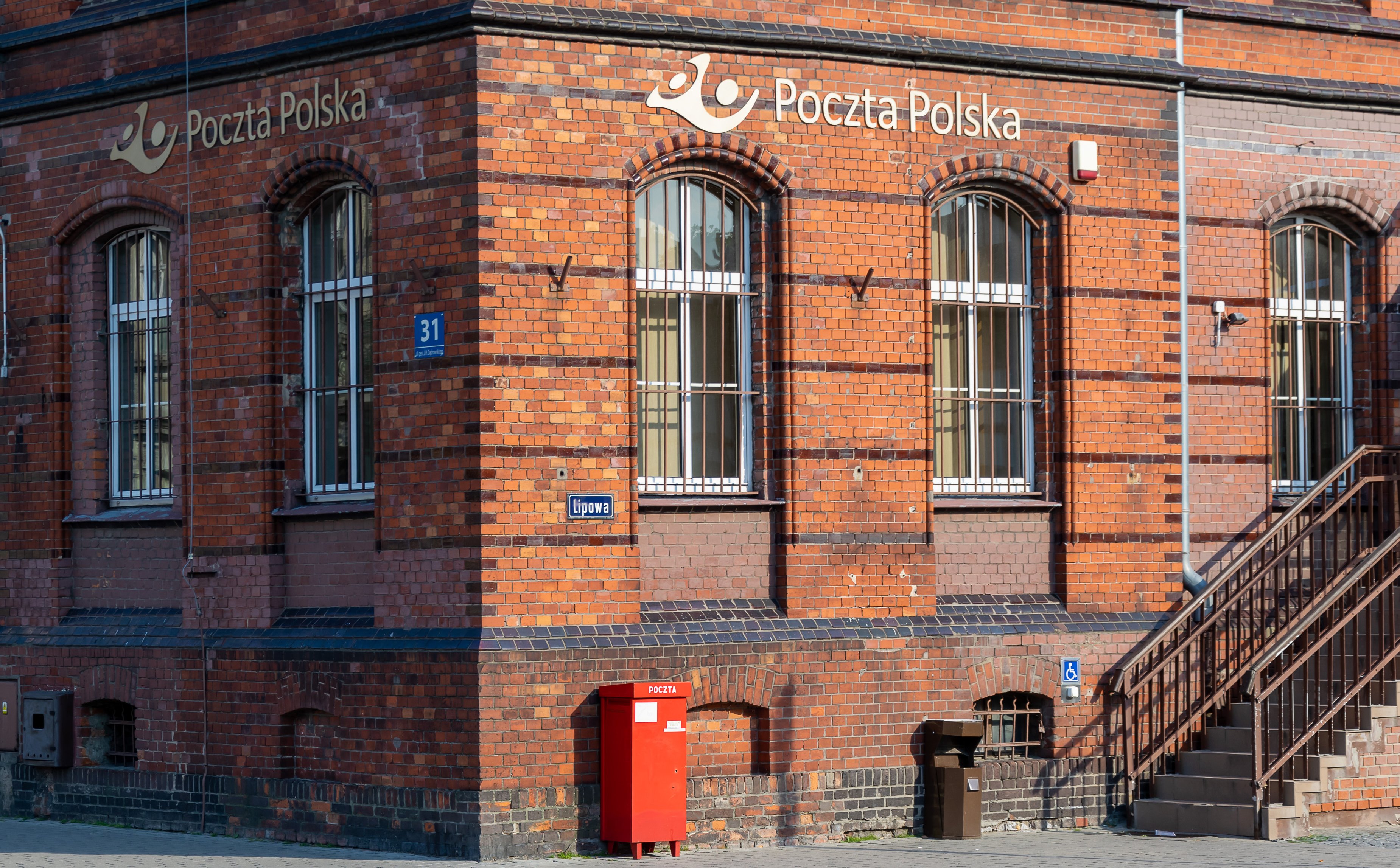 Dokument od notariusza czasami nie wystarczy do odbioru pisma z sądu