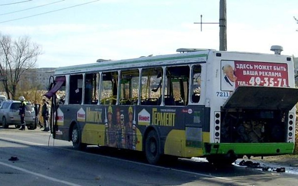 Podczas eksplozji w autobusie przebywało około 40 osób