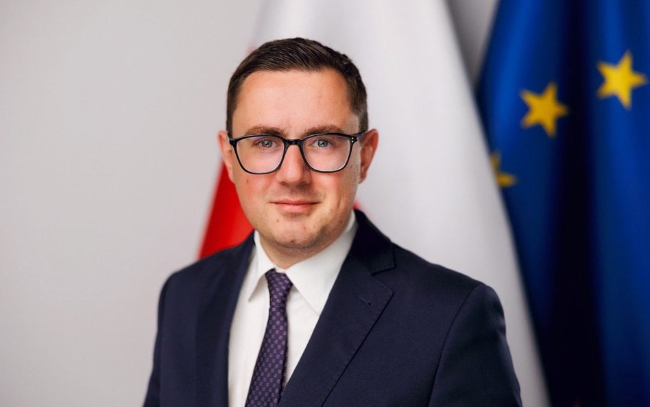 Polacy oszczędzili na paliwie 3 mld zł