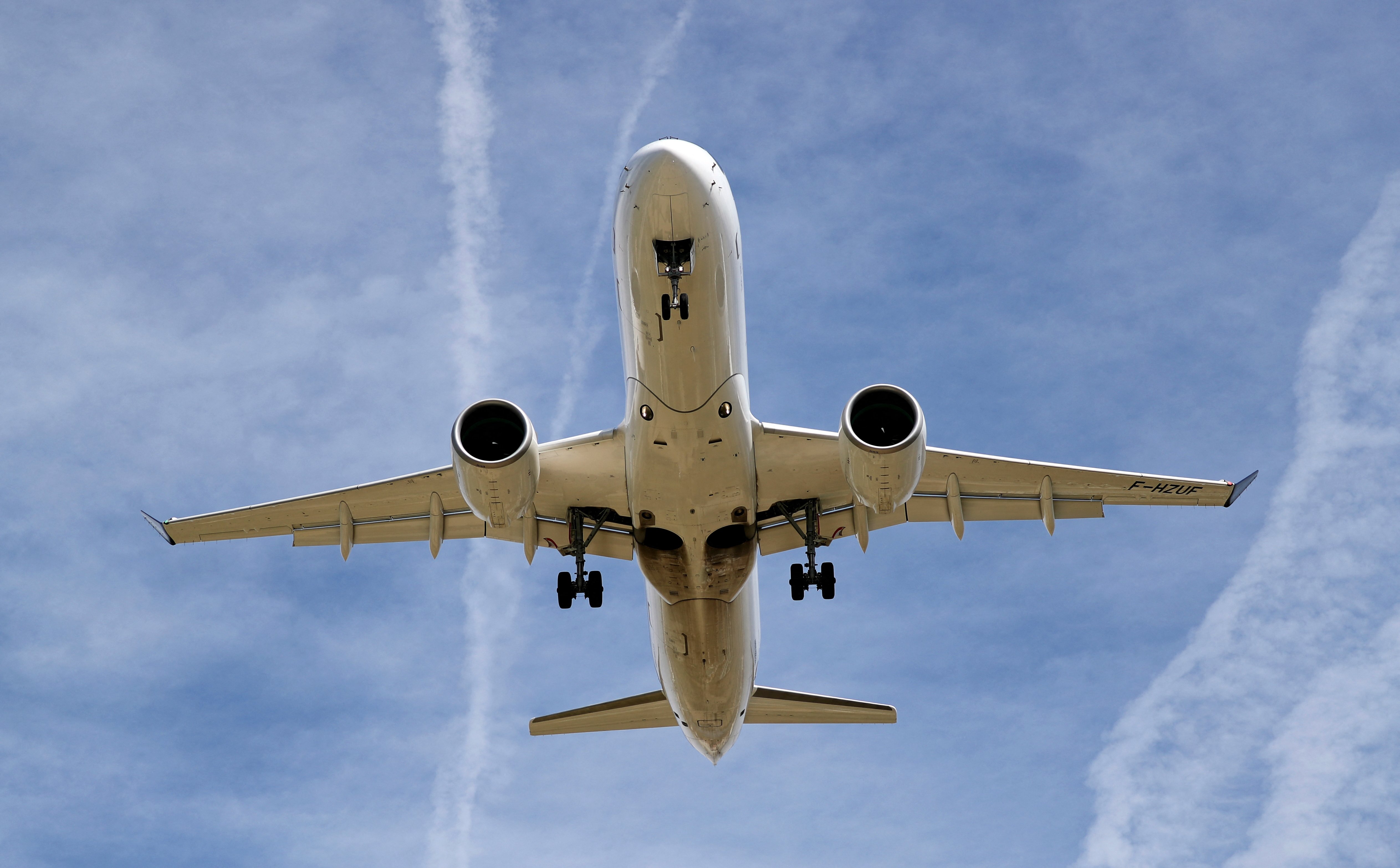 LOT wybrał dostawcę samolotów dla floty regionalnej. Jednak nie Embraer