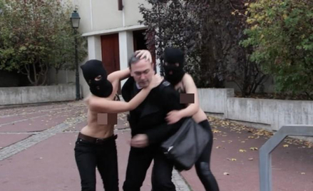 Feministki z Femenu protestują przeciwko wizycie papieża w PE
