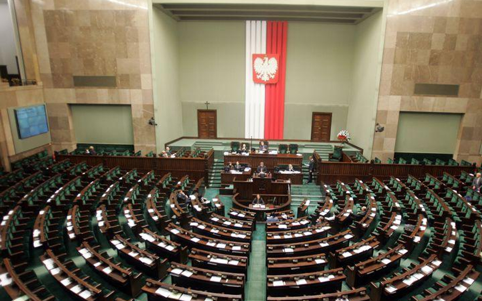 Za powołaniem komisji śledczej opowiadają się wszystkie kluby