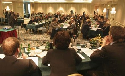 Zarząd spółki musi zwołać walne na wniosek akcjonariusza