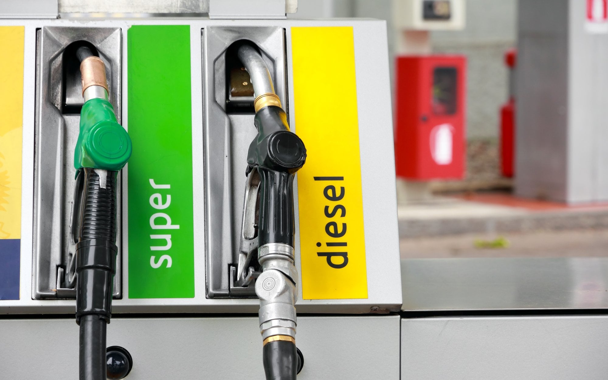 Do 3 tys. zł grzywny za źle odmierzone paliwo. Rząd szykuje podwyżkę mandatów za wykroczenia pomiarowe