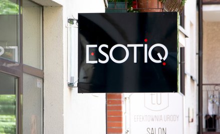 Kwiecień ostudził zapał konsumentów. Esotiq&Henderson też to odczuł