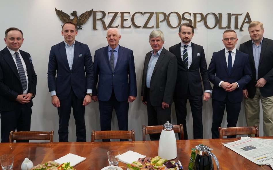 Od lewej: prowadzący dyskusję Tomasz Pietryga wicenaczelny „Rzeczpospolitej”; Marcin Nowacki, wicepr