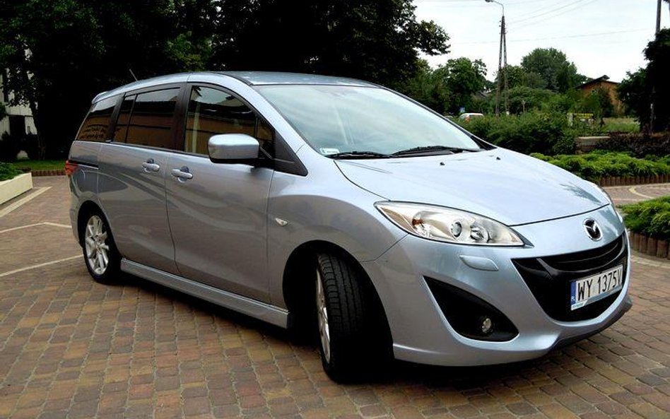 Nowa Mazda 5 jest o 80 mm dłuższa niż poprzedni model i mierzy 4585 mm