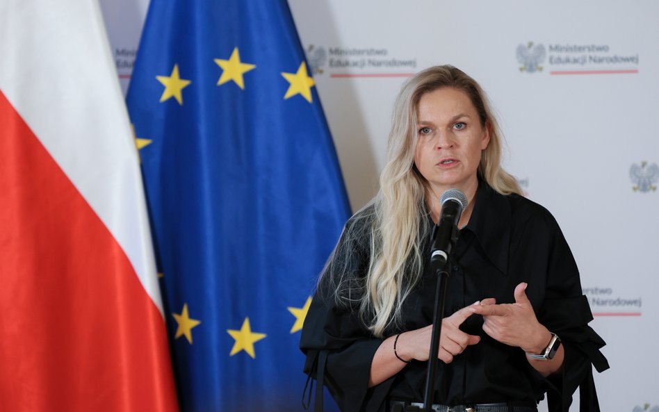 Minister edukacji Barbara Nowacka na konferencji prasowej "Ogłoszenie wyników naboru do Zespołu ds. 