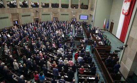 Warszawa, 18.10.2024. Posłowie na sali plenarnej Sejmu w Warszawie.