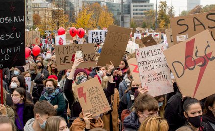 Protest kobiet: Działaczka Strajku Kobiet mówi, co musi się stać, by protesty ustały