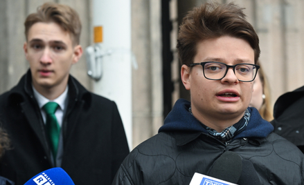 Prezes fundacji Akcja Demokracja Jakub Kocjan (na zdjęciu z prawej) jest bliski środowisku Koalicji 