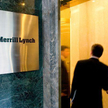 W przejętym przez BoA banku Merrill Lynch kwota bonusów wyniosła 3,6 mld, co dało średnią 61,017 tys