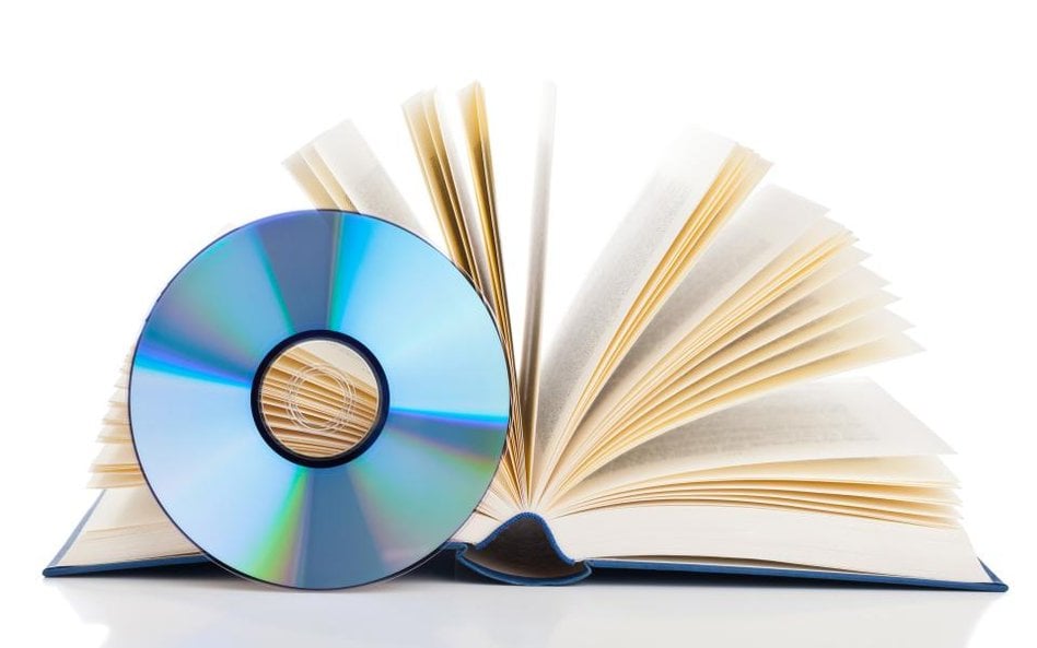 Jaka stawka VAT za książkę z DVD