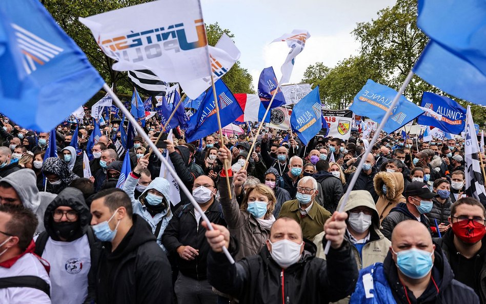 Protest policjantów we Francji. "Musicie nas chronić"