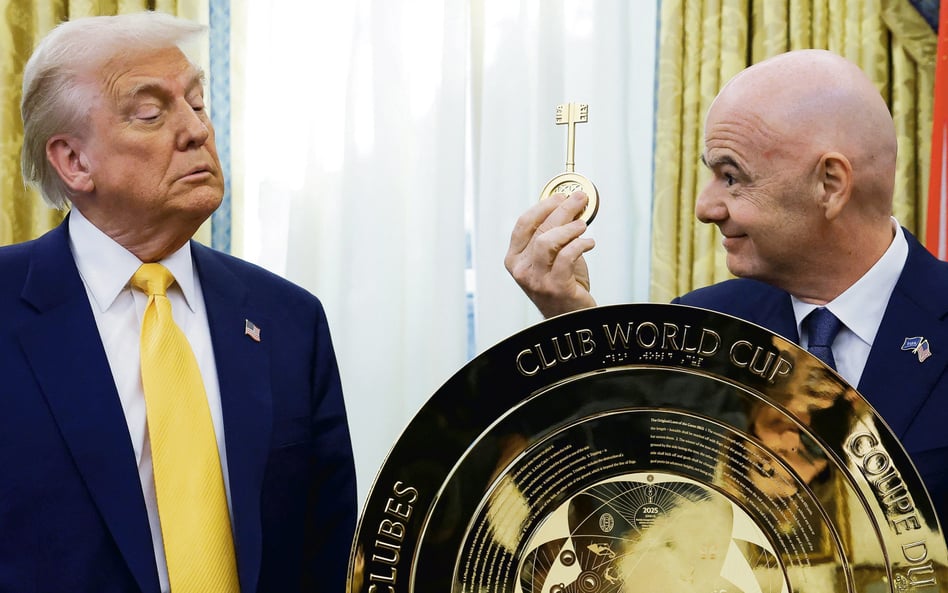 Gianni Infantino oraz Donald Trump widują się często i mówią o sobie ciepło, a zachodnie media piszą