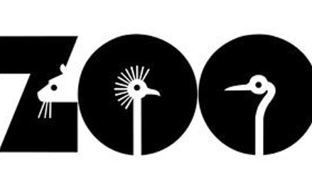 Ludzie nowe logo niosą