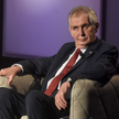 Zadowolony Miloš Zeman pozostanie prezydentem przez kolejne pięć lat.
