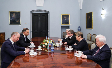 Prezydent Andrzej Duda spotkał się z członkami KRRiT