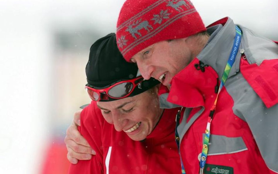 Justyna Kowalczyk i doktor Robert Śmigielski to długa znajomość. Na zdjęciu podczas igrzysk olimpijs