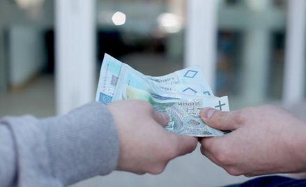 Czy pożyczka między braćmi jest zwolniona z podatku
