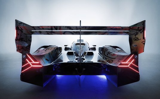 BMW M Hybrid V8 Art Car