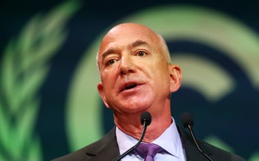 W piątek wartość portfela Jeffa Bezosa, twórcy Amazona, zmalała o 15,2 miliarda dolarów