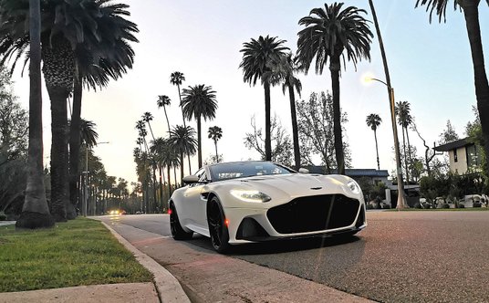 Aston Martin DBS Superleggera