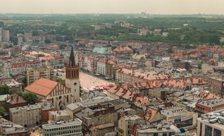W Bytomiu powstanie centrum przesiadkowe z peronami, zadaszeniem, bezpiecznymi przejściami oraz ciąg