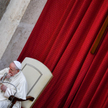Franciszek: Z kryzysu nie wychodzi się bez zmiany
