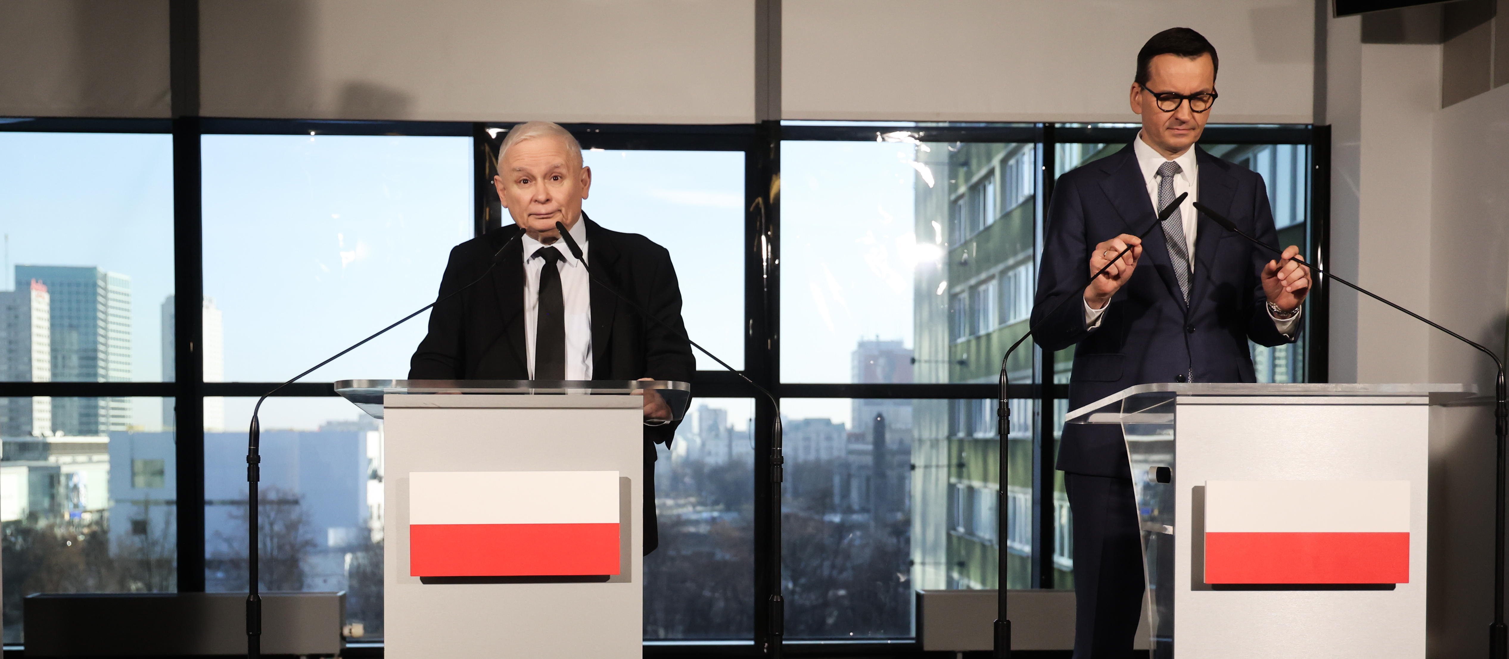 Sondaż: Polacy ocenili warunki współpracy PiS z Konfederacją. Chodzi o odejście Kaczyńskiego i Morawieckiego