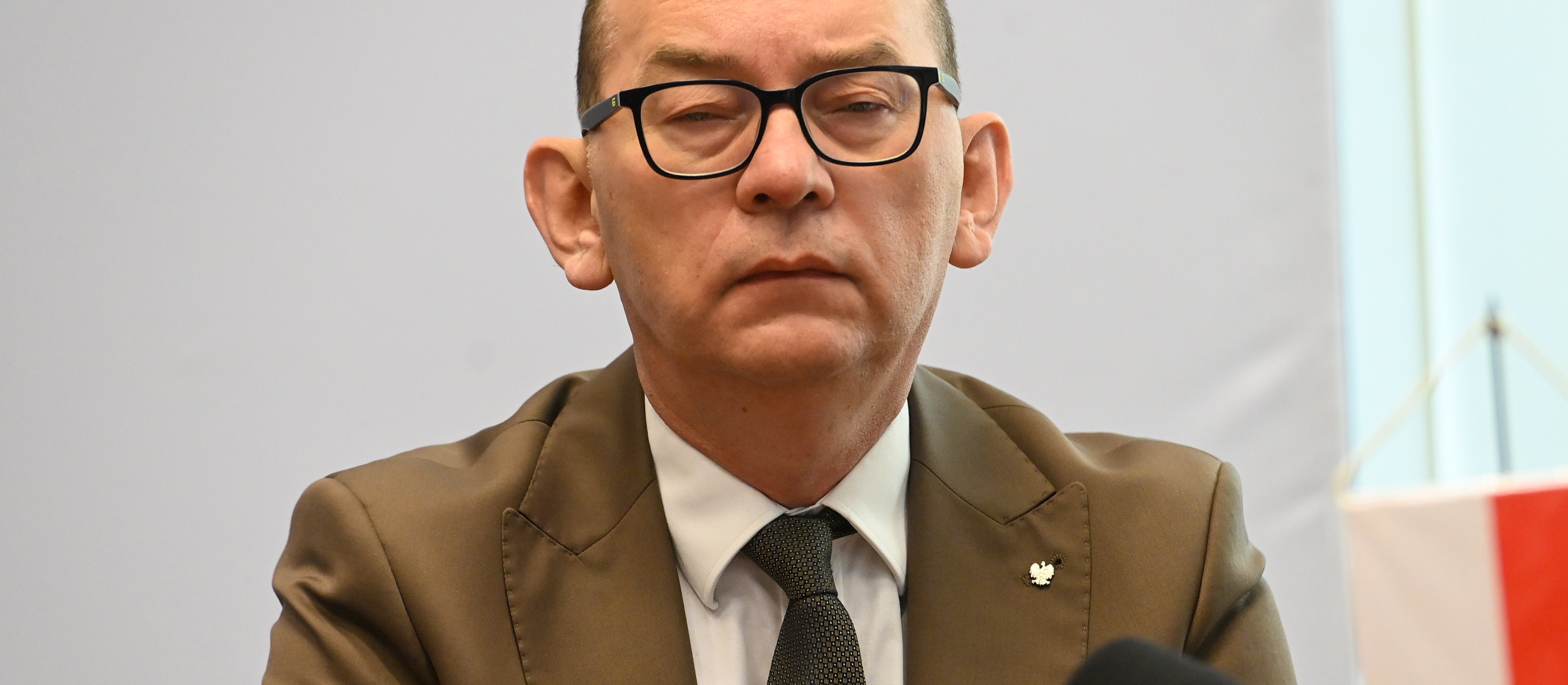 Sędzia Przemysław Radzik stawia zarzuty. Wiceminister: kurtyna już dawno opadła