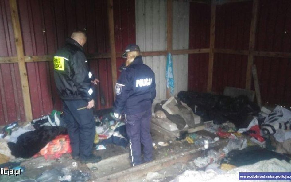 Gdy z powodu mrozu ktoś potrzebuje pomocy, dzwońcie pod 112 - apeluje Rządowe Centrum Bezpieczeństwa