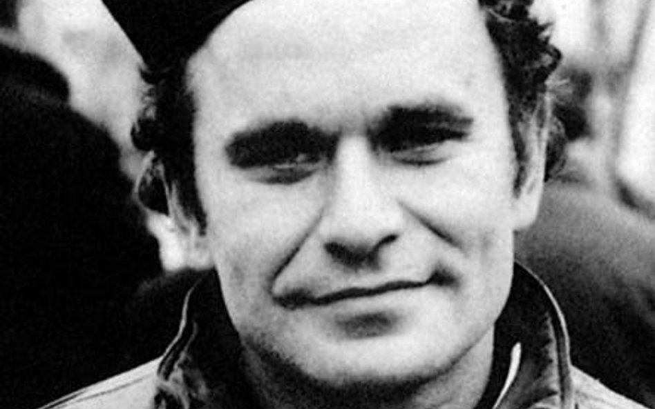 Ksiądz Stanisław Suchowolec, dla którego ksiądz Jerzy Popiełuszko stał się wzorem, i którego śladem 