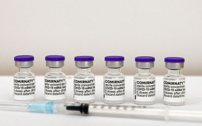Koronawirus. Ile KE płaci za szczepionki Pfizer/BioNTech? Hiszpański dziennik ujawnia
