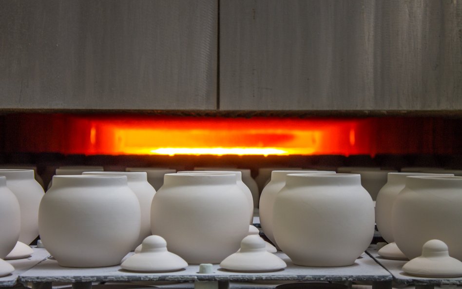 Nie ma chętnych na legendarną polską fabrykę porcelany. Będzie sprzedana w częściach