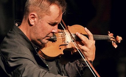 Nigel Kennedy potrafi porwać publiczność każdym repertuarem