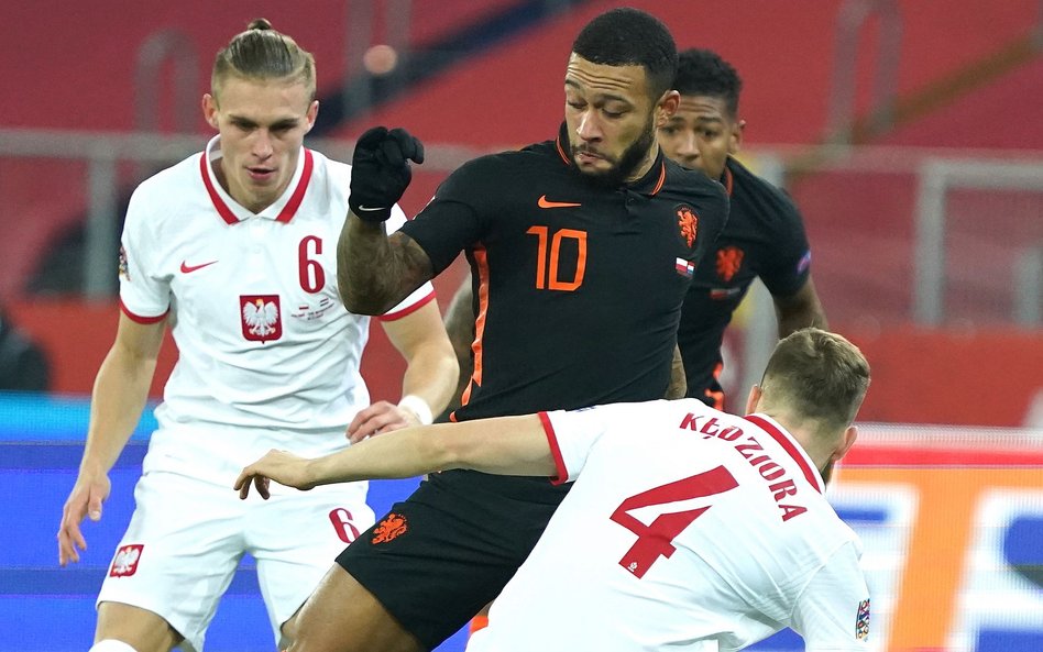 Memphis Depay, strzelec wyrównującej bramki dla Holandii