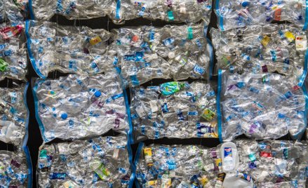 2021 to rok walki z plastikiem. Biznes szykuje się na zmiany