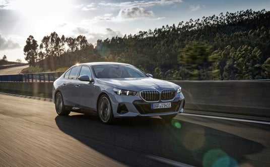 BMW i5