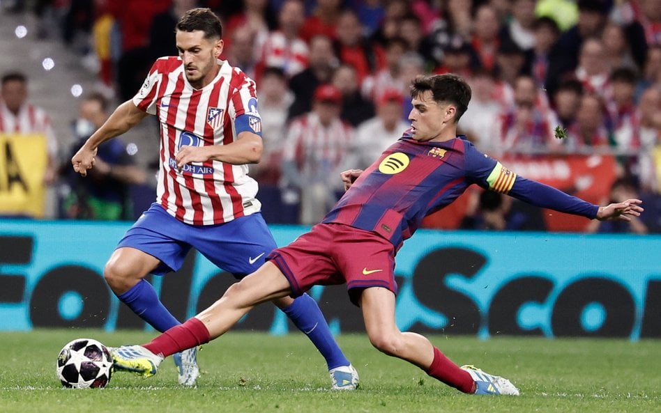 Barcelona pokonała w Madrycie Atletico 2:1