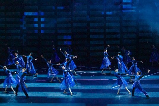 „Androidy”, scena zbiorowa