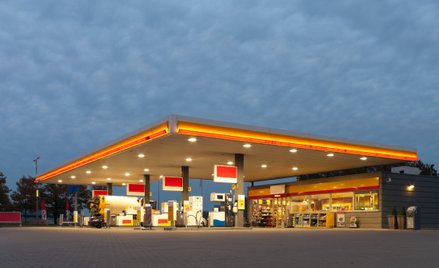 Maleją szanse na nocny zakaz sprzedaży alkoholu na stacjach benzynowych